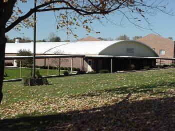 outside picture of dining hall